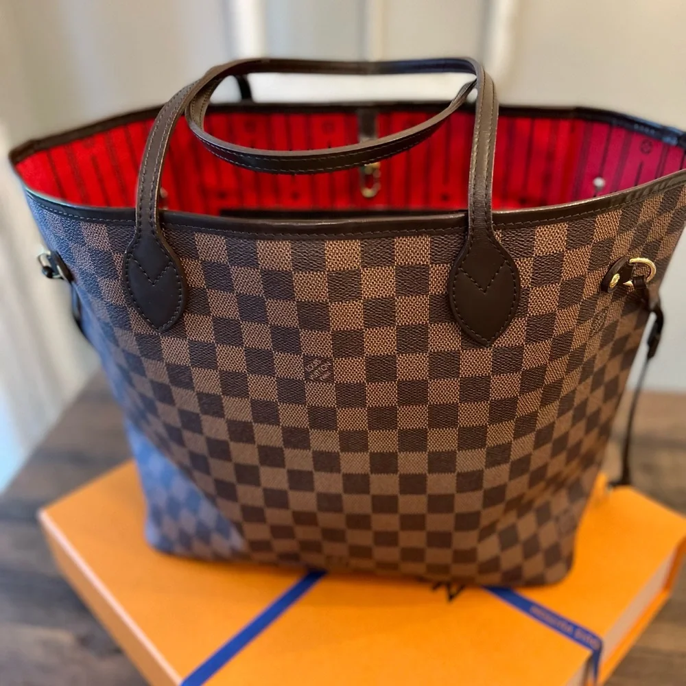 ** Authentic ** Neverfull MM Brown Damien used LV Handbag - Picture 8 of 12